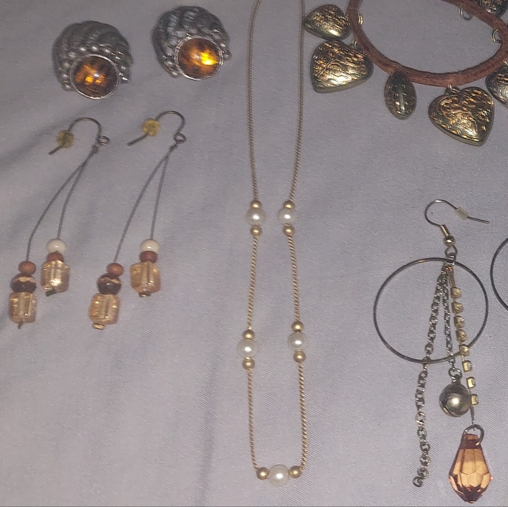 Boho Jewellery LOT: gold pewter amber pearl LOOK costume jewelry leather hearts - Picture 5 of 6